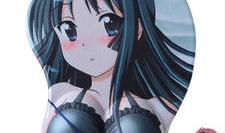 动漫胸部,胸部线条的艺术演绎